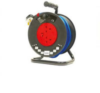 The Electro-wind CRP25230 is a 230V 25m twin socket heavy duty site cable drum extension reel.